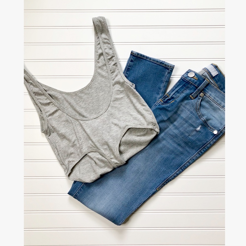 Small NASTY GAL Light Gray Backless Bodysuit - Picture 4 of 6
